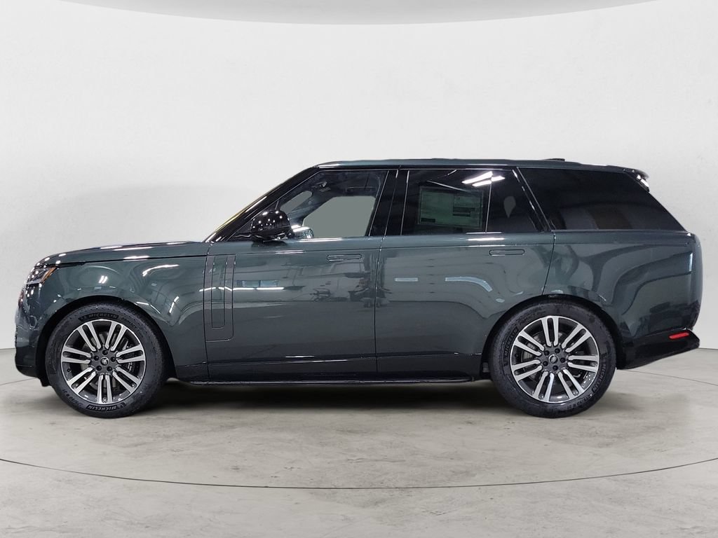 Used 2023 Land Rover Range Rover SE AWD/4WD image 2