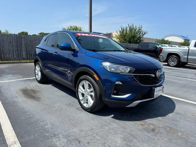 Used 2022 Buick Encore GX Preferred w/ Cold Weather Comfort Package FWD image 3