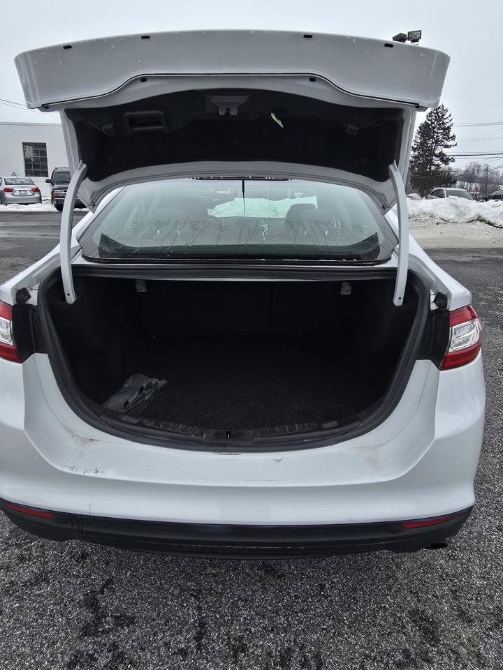 Used 2015 Ford Fusion S image 13