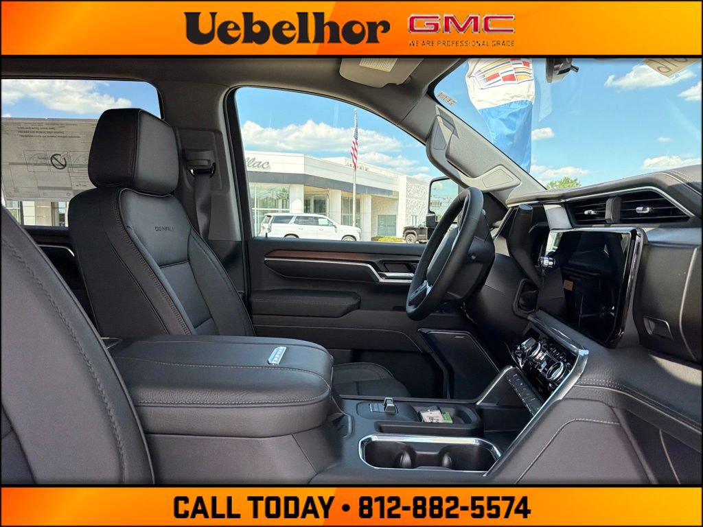 New 2026 GMC Sierra 2500 Denali w/ Denali Reserve Package AWD/4WD image 2