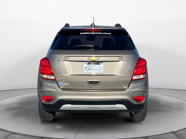 Used 2021 Chevrolet Trax LT w/ Driver Confidence Package image 4