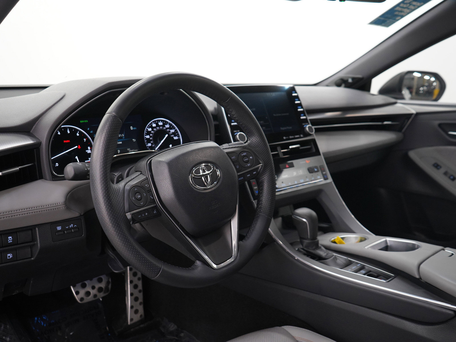 Used 2019 Toyota Avalon XSE w/ All Weather Liner Package FWD image 23