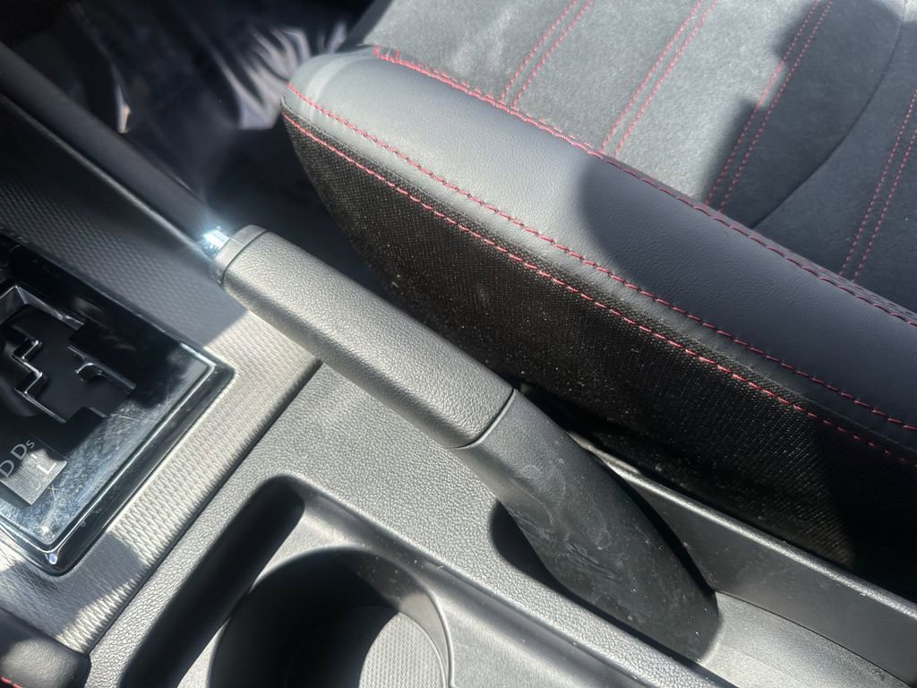 Used 2025 Mitsubishi Outlander Sport SE AWD/4WD image 19