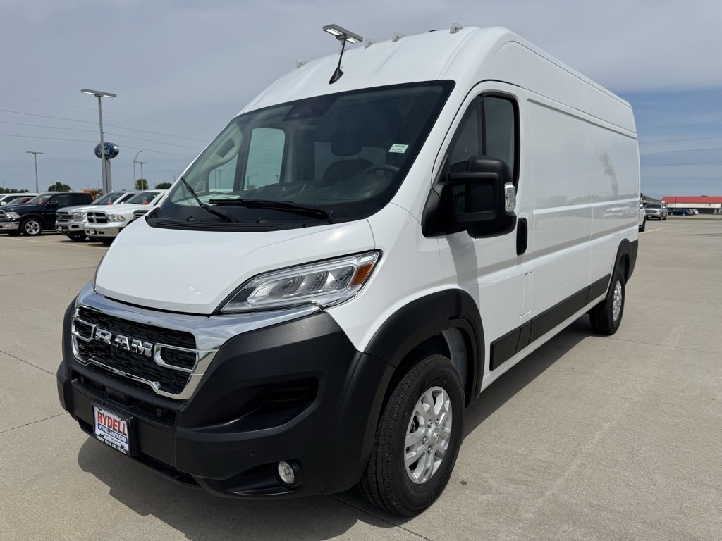 New 2025 RAM ProMaster 3500 w/ Quick Order Package 22G SLT image 15