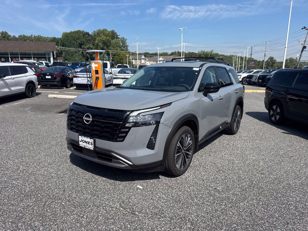 New 2026 Nissan Pathfinder Platinum