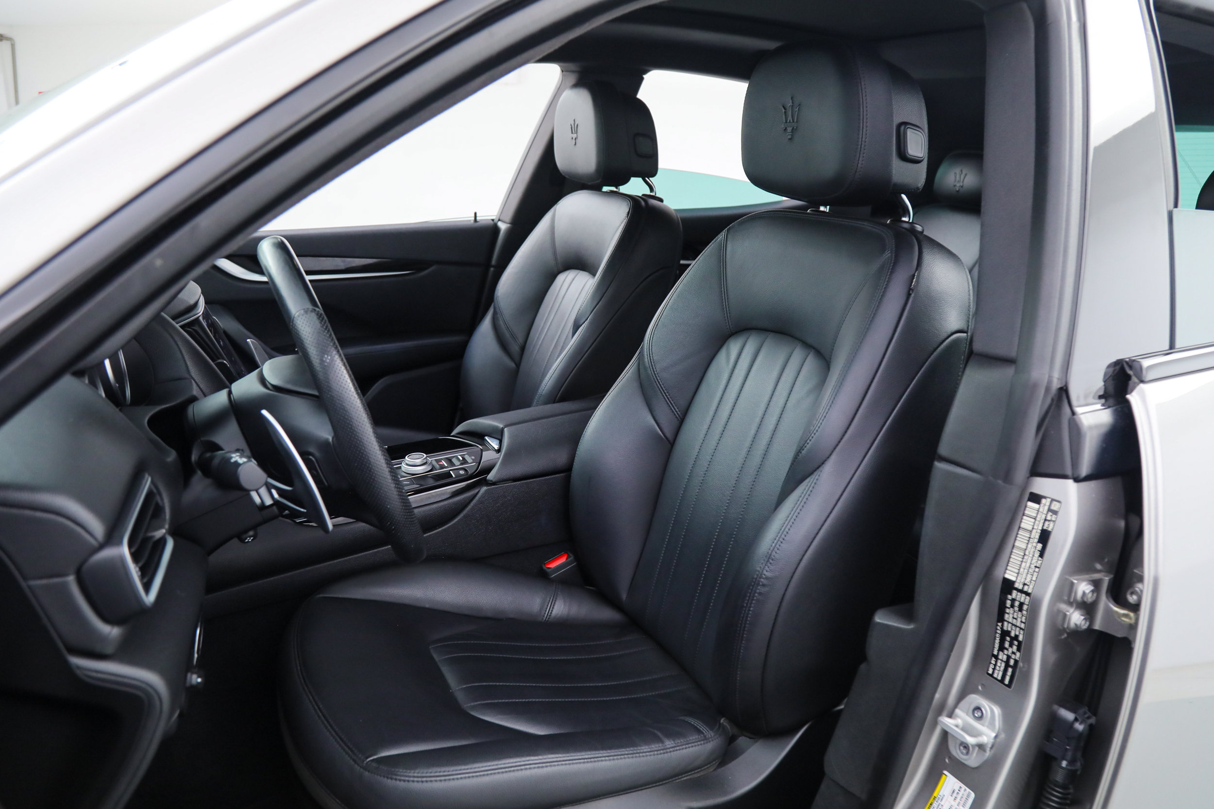 Certified 2022 Maserati Levante GT AWD/4WD image 17