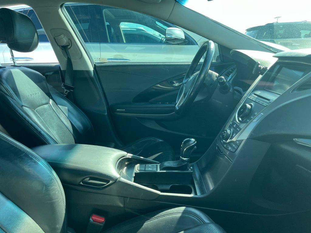Used 2012 Hyundai Azera FWD image 2