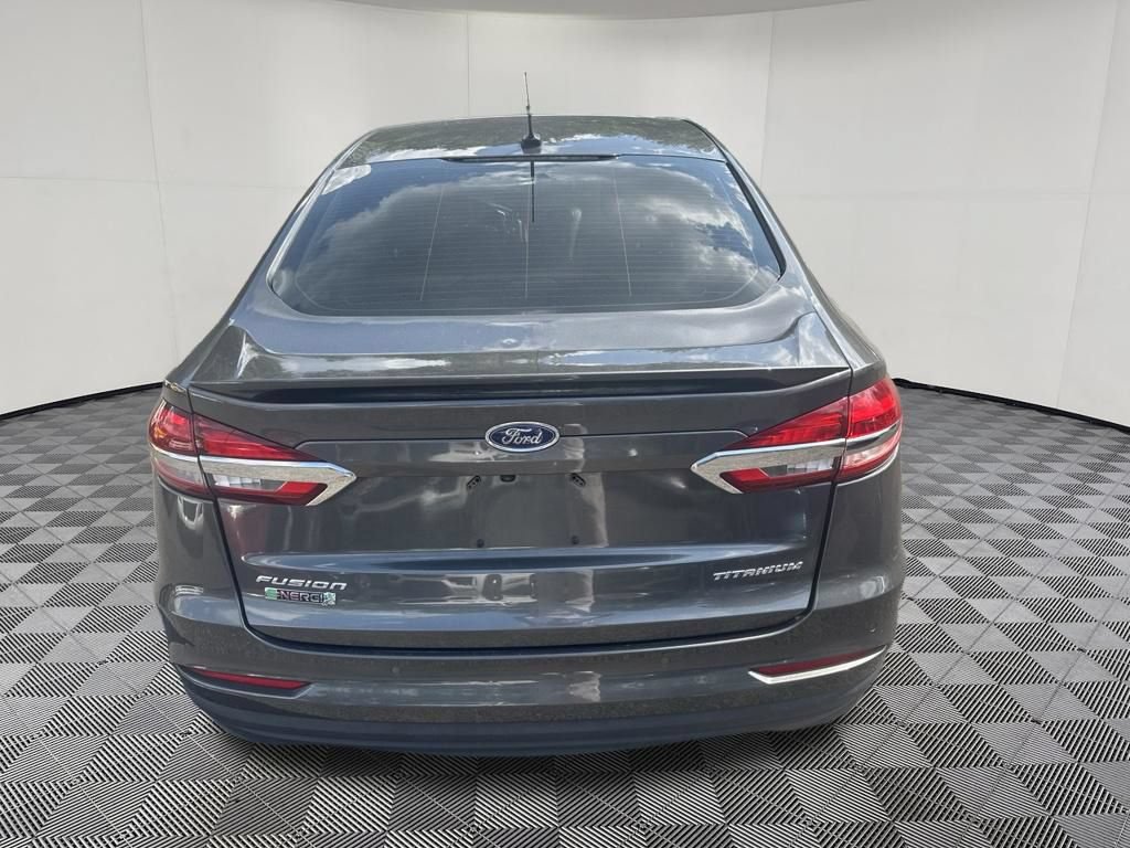 Used 2019 Ford Fusion Energi Titanium FWD image 14