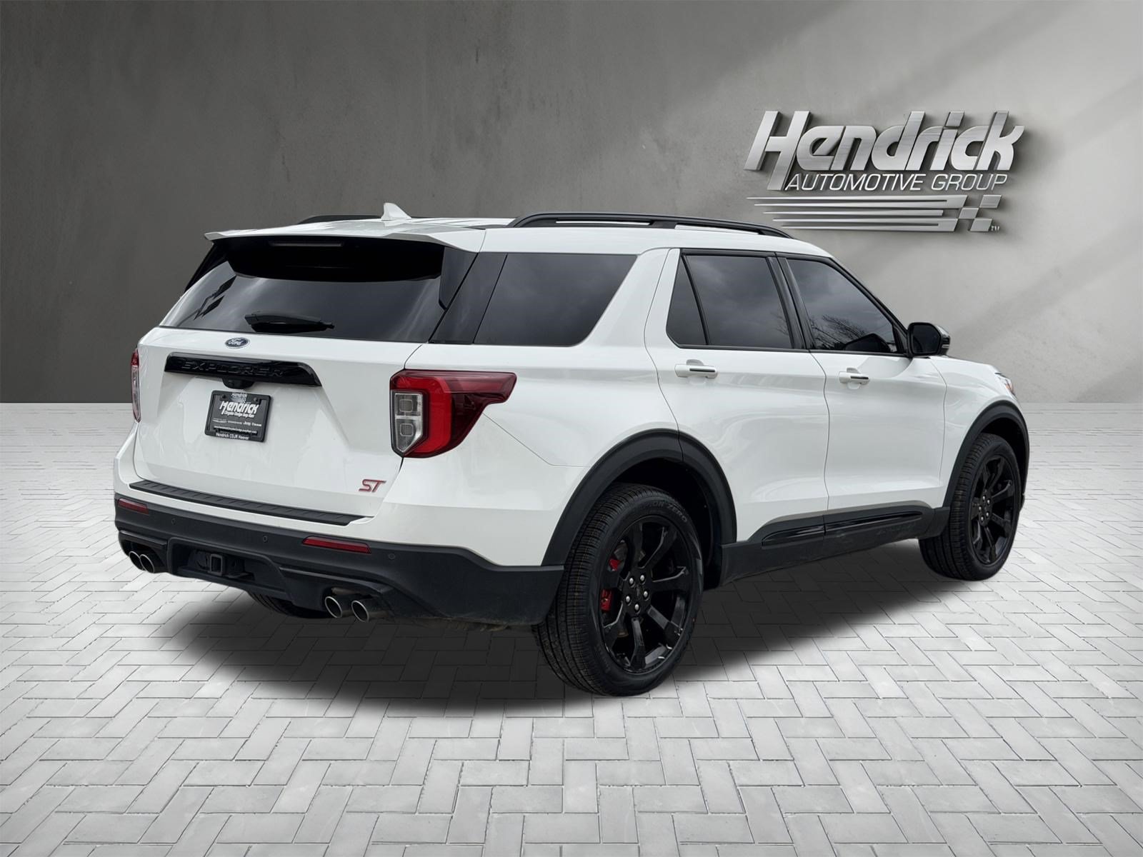 Used 2023 Ford Explorer ST w/ Equipment Group 401A AWD/4WD image 10