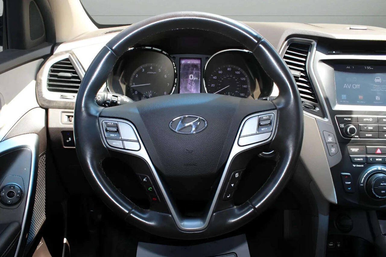 Used 2017 Hyundai Santa Fe Sport 2.0T AWD/4WD image 17