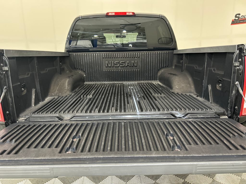 Used 2012 Nissan Frontier SV RWD image 5