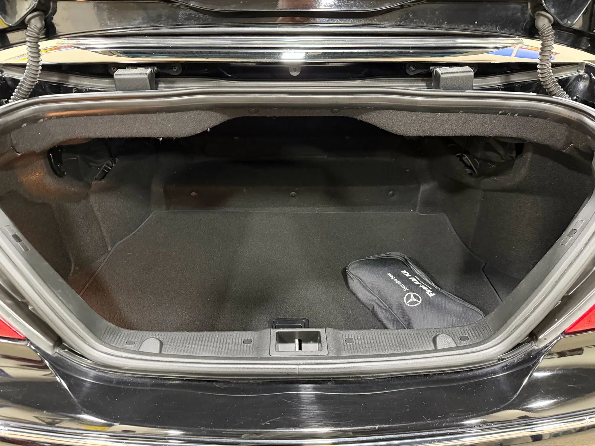 Used 2005 Mercedes-Benz CLK 500 Cabriolet image 37