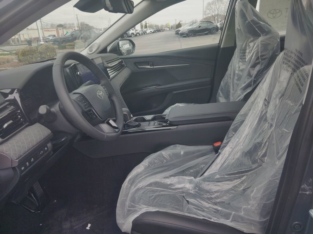 New 2026 Toyota Camry XLE image 7