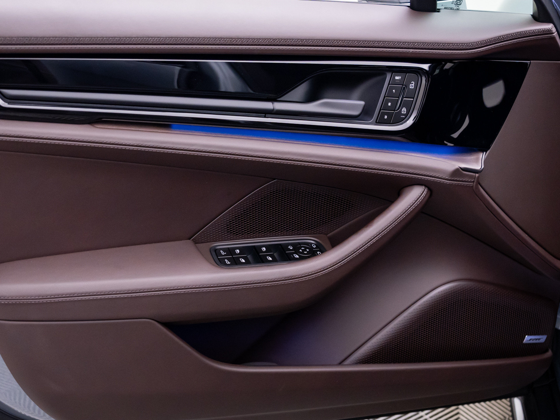 New 2026 Porsche Panamera 4 AWD/4WD image 14