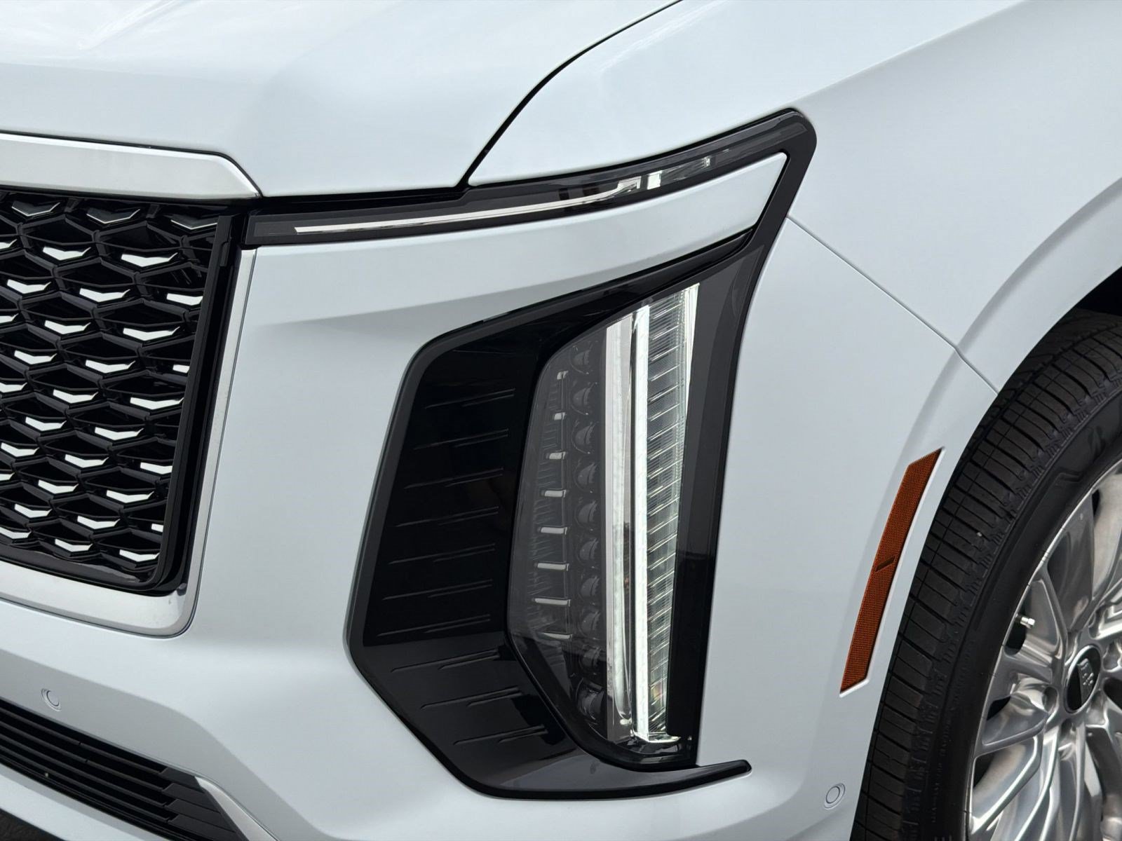 New 2026 Cadillac Escalade Luxury w/ Touring Package AWD/4WD image 11