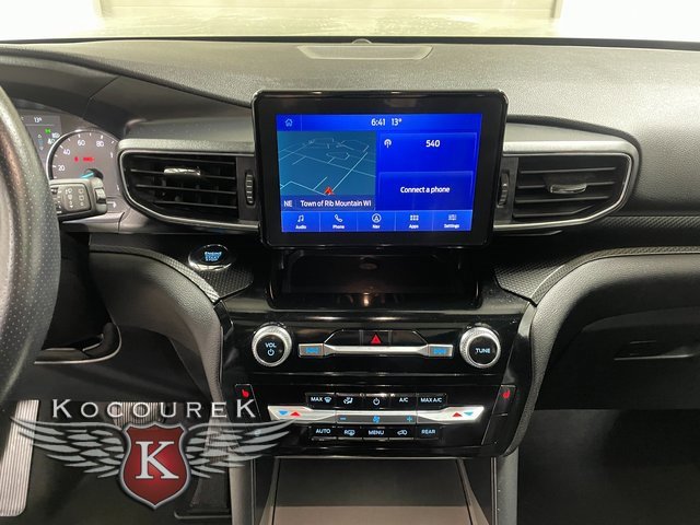 Used 2024 Ford Explorer ST-Line w/ Class IV Trailer Tow Package image 16