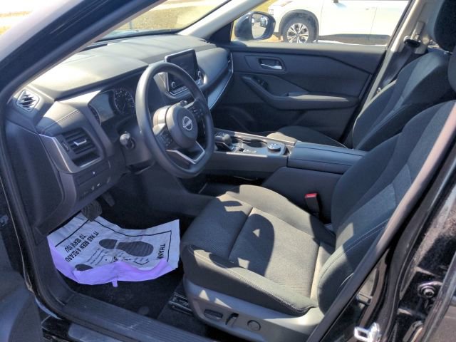 Used 2024 Nissan Rogue SV image 9
