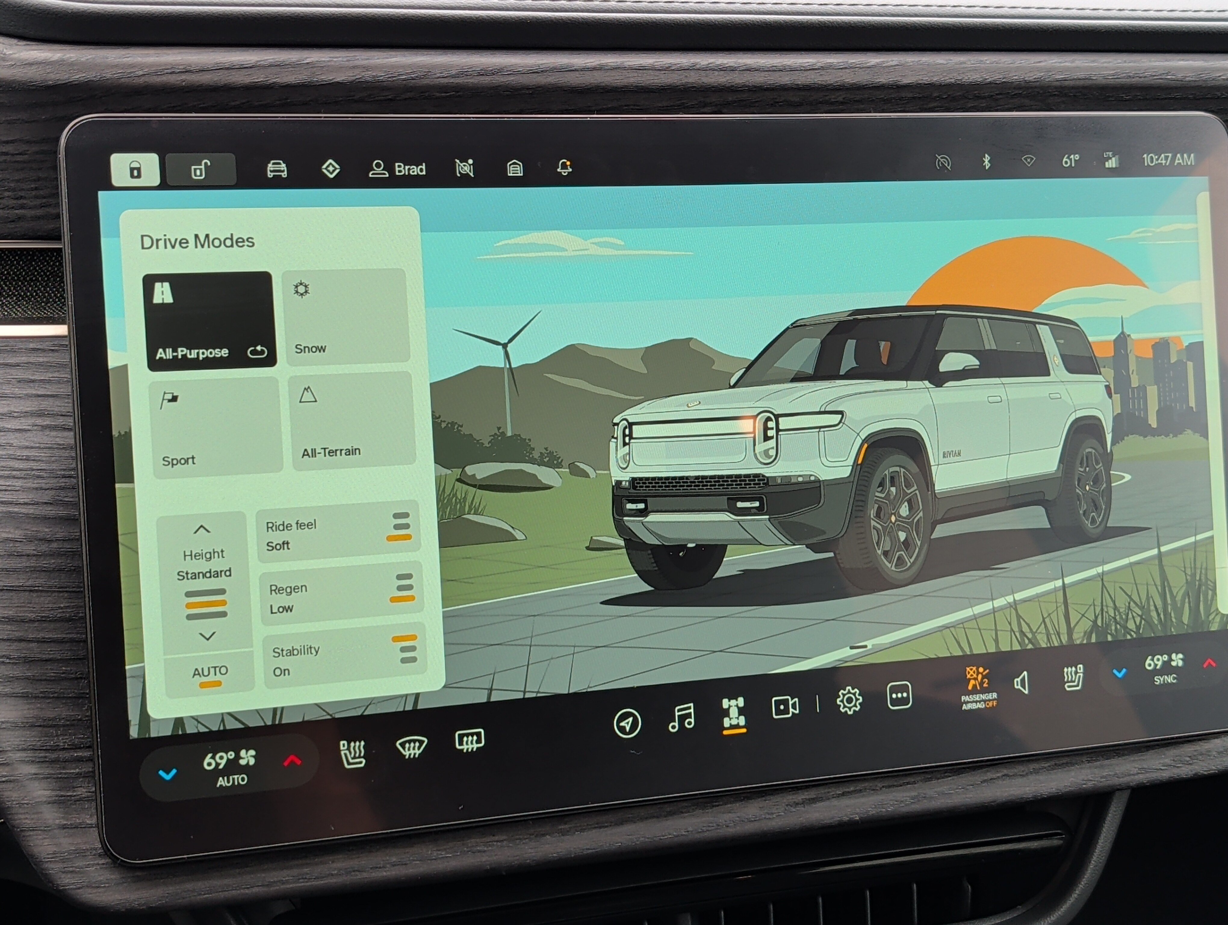 Used 2023 Rivian R1S Adventure Dual AWD/4WD image 33