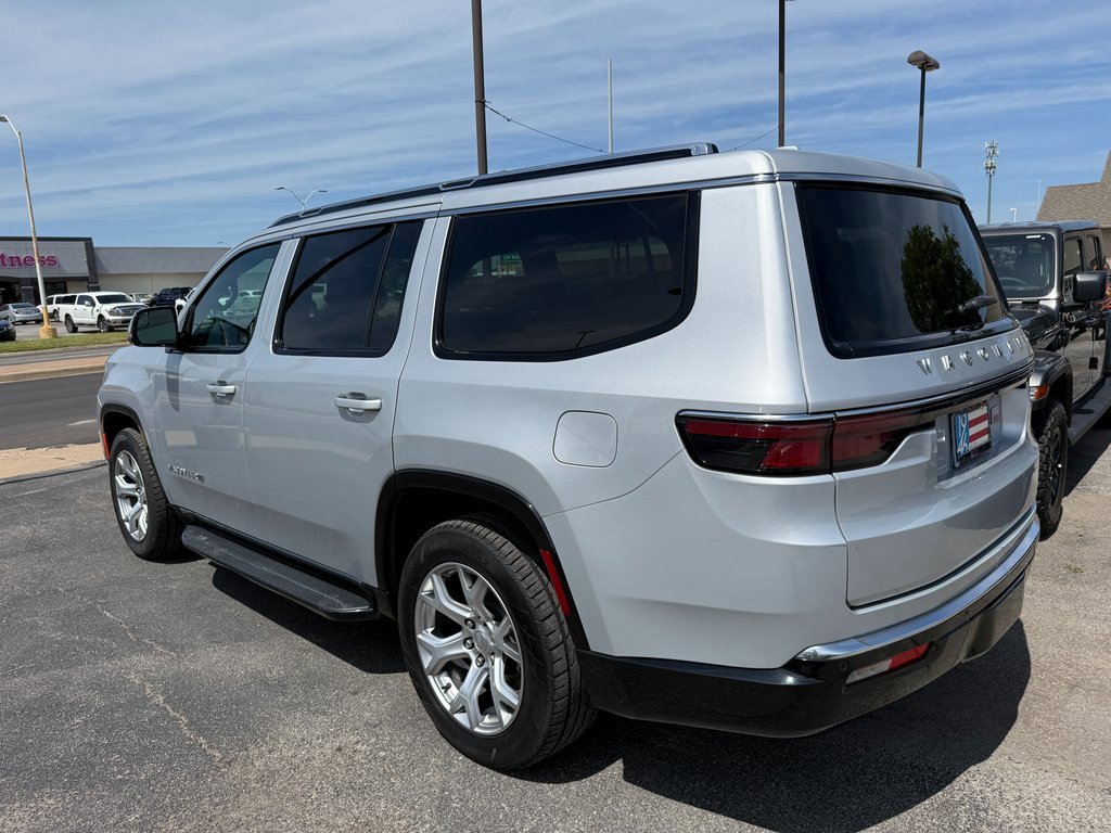 Used 2022 Jeep Wagoneer Series II image 12