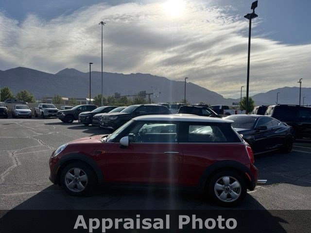 Used 2017 MINI Cooper 2-Door Hardtop FWD image 7