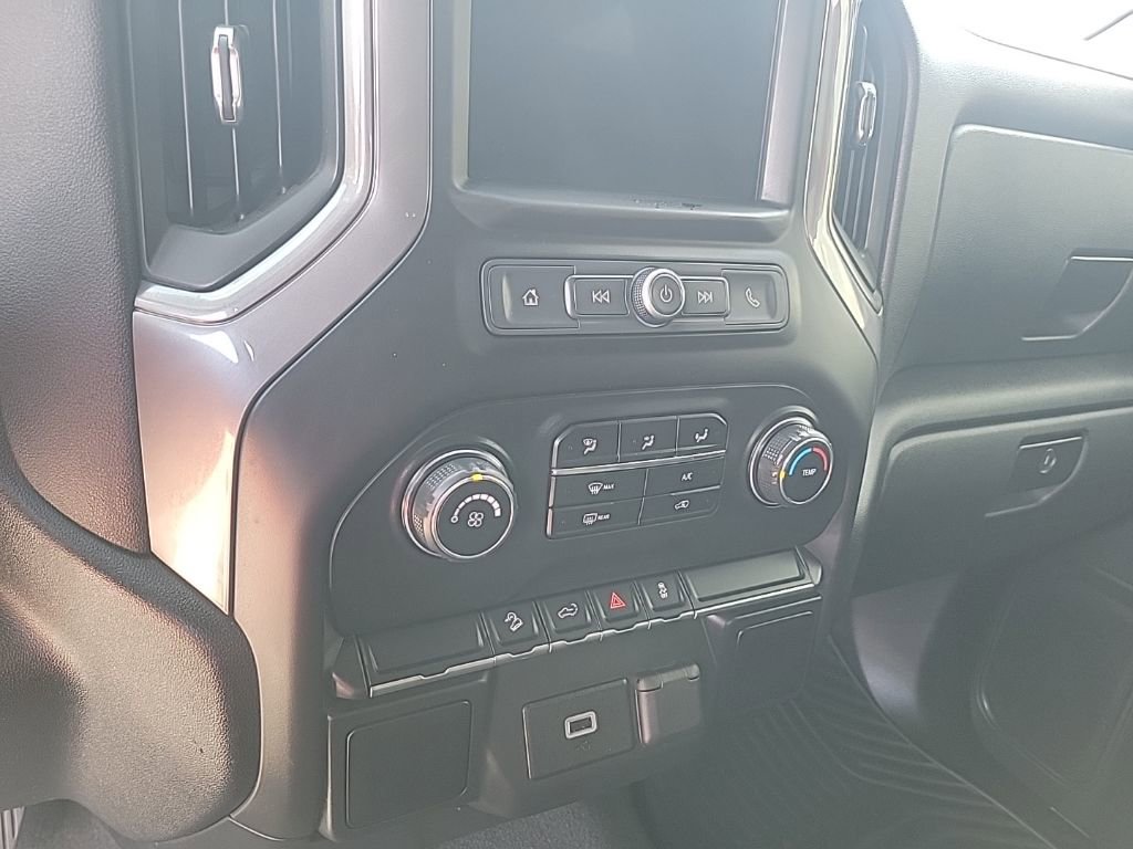 Used 2019 Chevrolet Silverado 1500 Custom Trail Boss w/ Custom Convenience Package AWD/4WD image 30