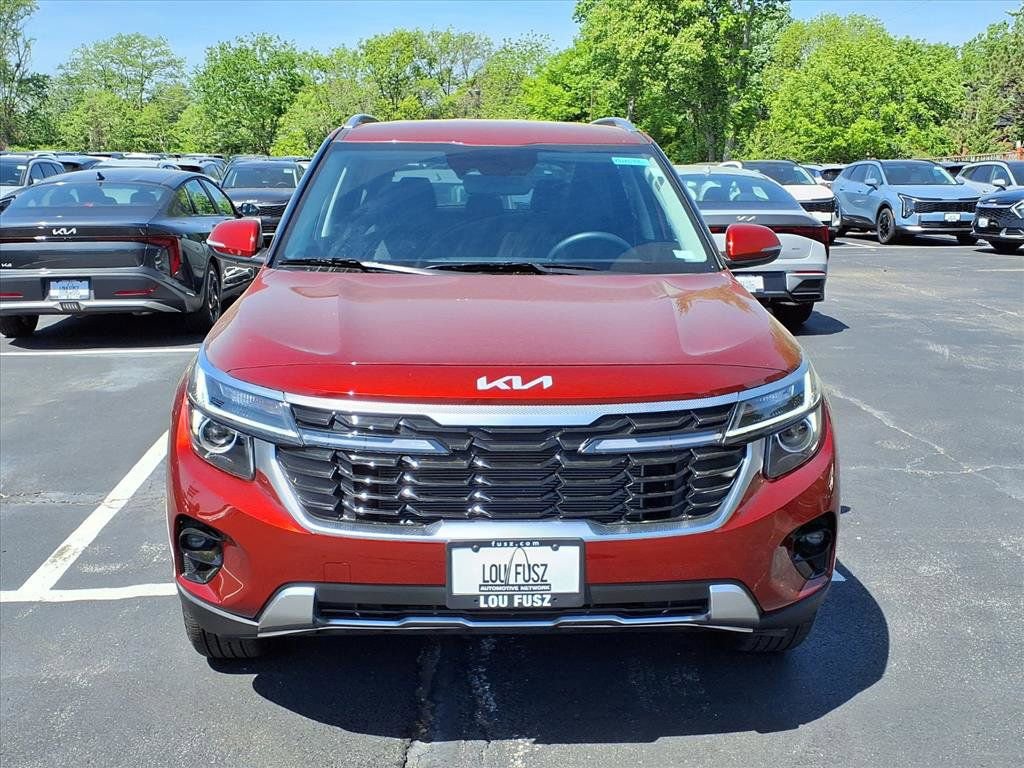 Used 2025 Kia Seltos S AWD/4WD image 31