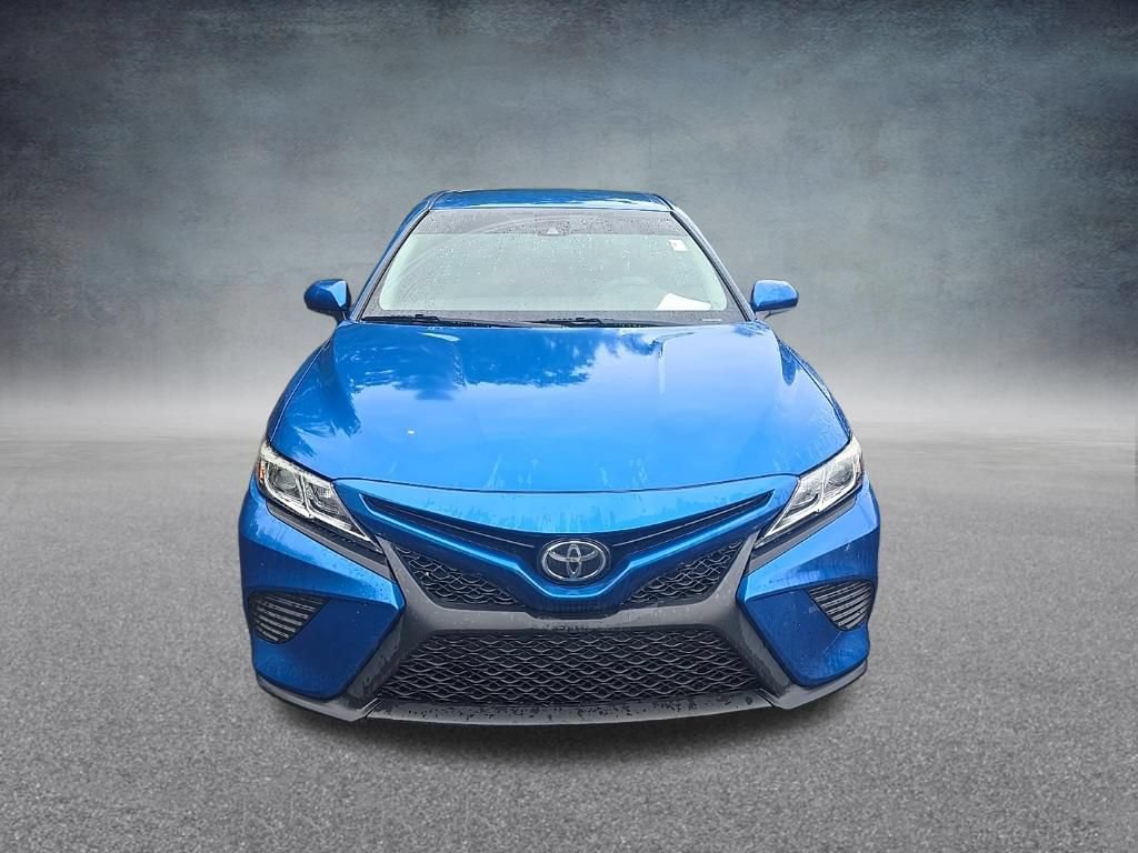 Used 2019 Toyota Camry SE FWD image 3
