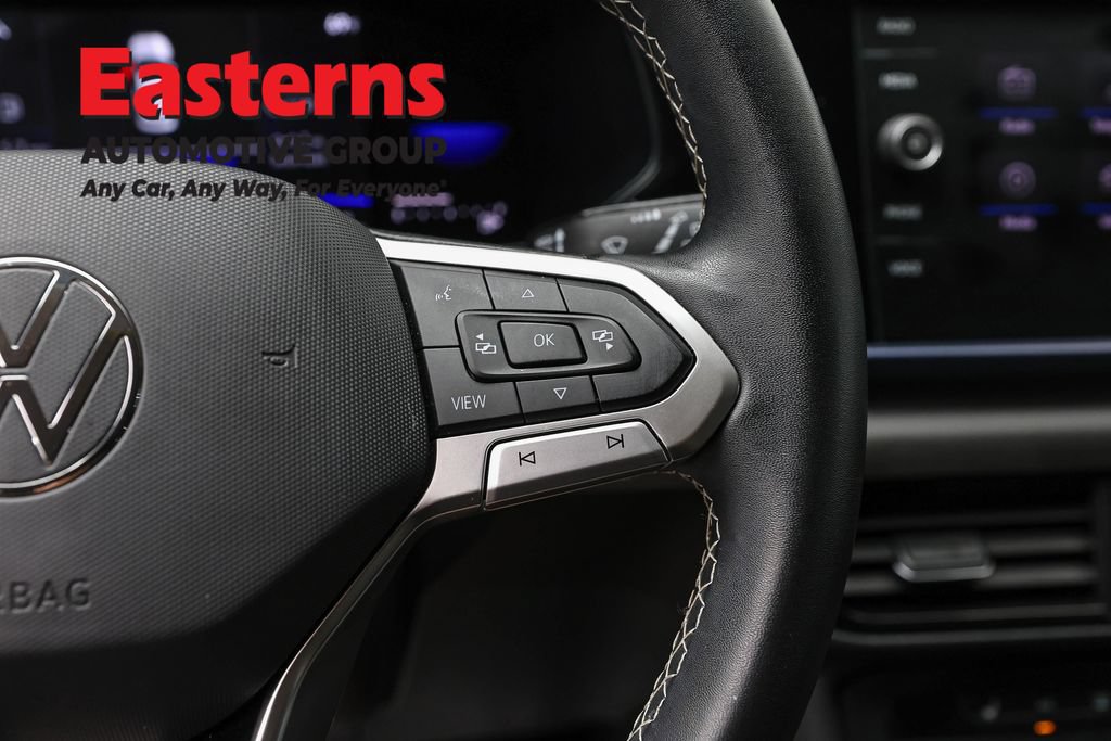 Used 2022 Volkswagen Taos SE AWD/4WD image 14
