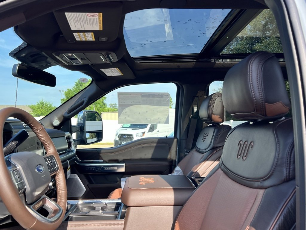 New 2025 Ford F250 King Ranch w/ Chrome Package image 13