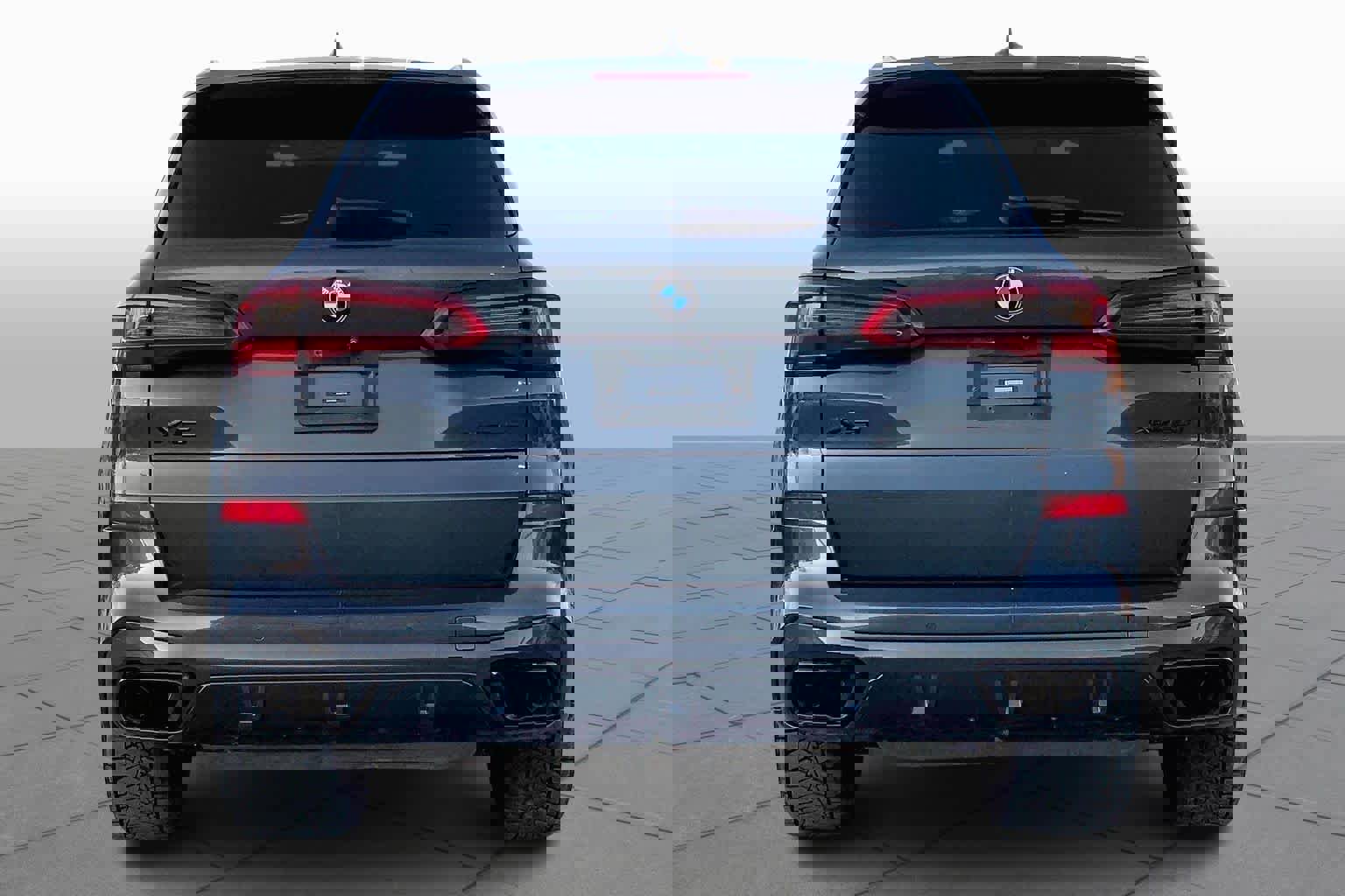 Used 2019 BMW X5 xDrive50i w/ M Sport Package image 5