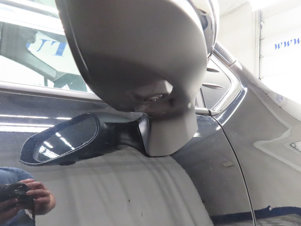 Used 2025 Toyota Sienna Platinum AWD/4WD image 54