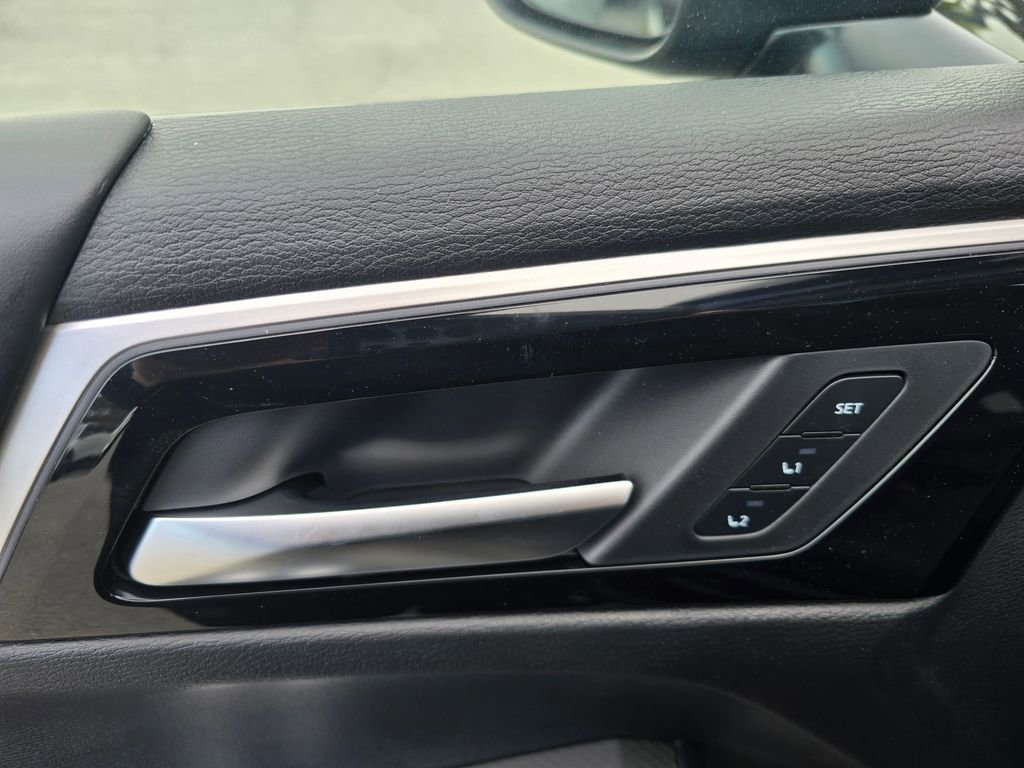 New 2026 Nissan Rogue Platinum image 18