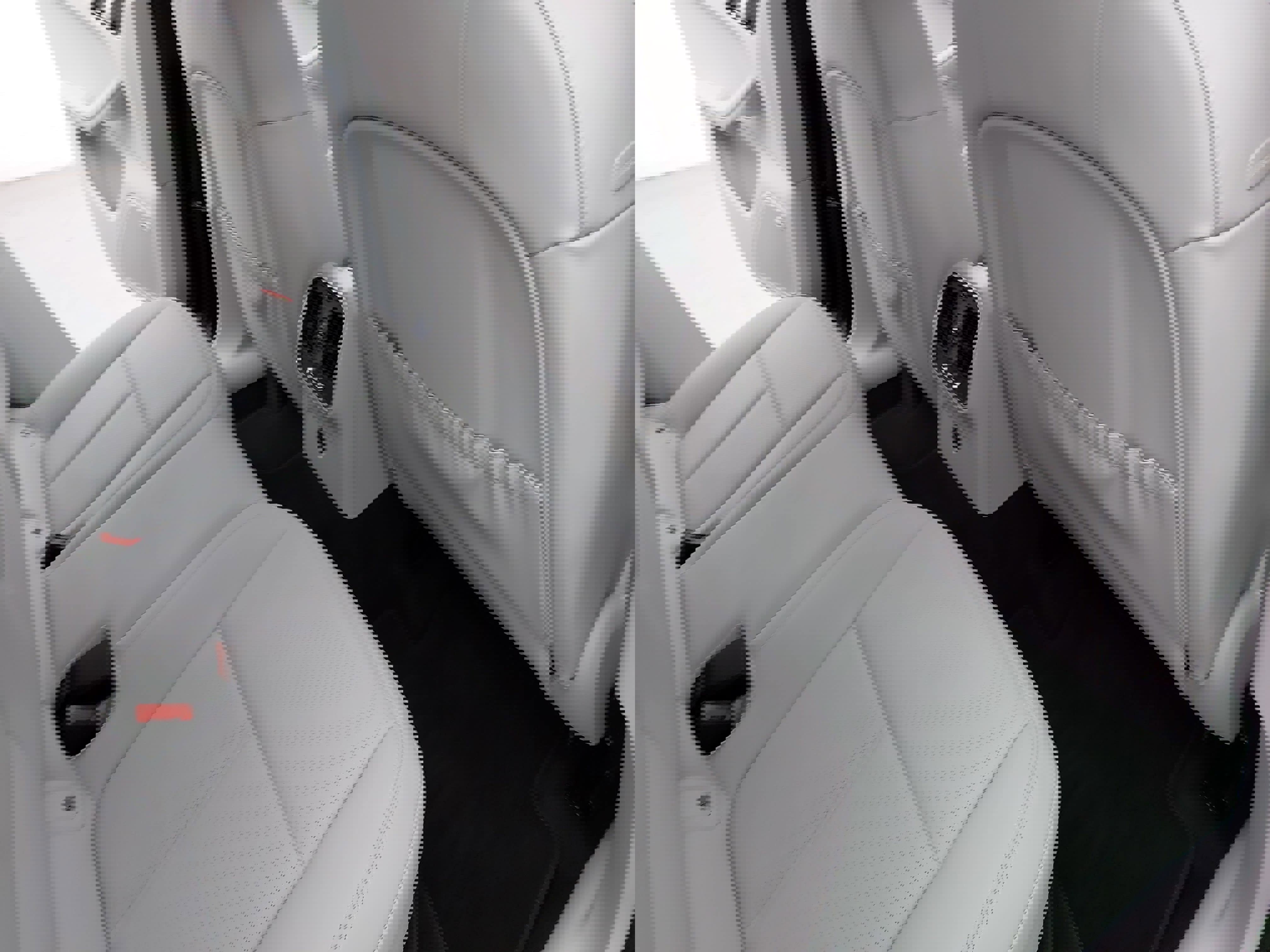 Certified 2026 Porsche Macan image 13