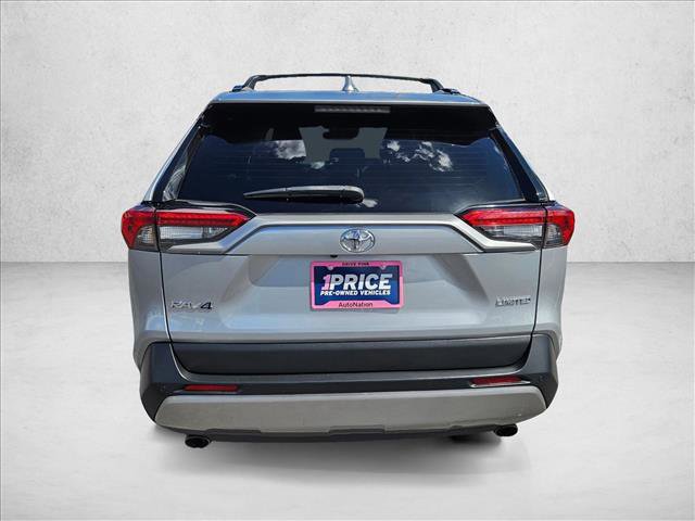 Used 2022 Toyota RAV4 Limited FWD image 7