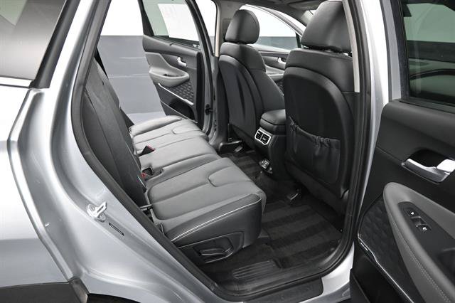 Used 2023 Hyundai Santa Fe Limited w/ Cargo Package FWD image 16