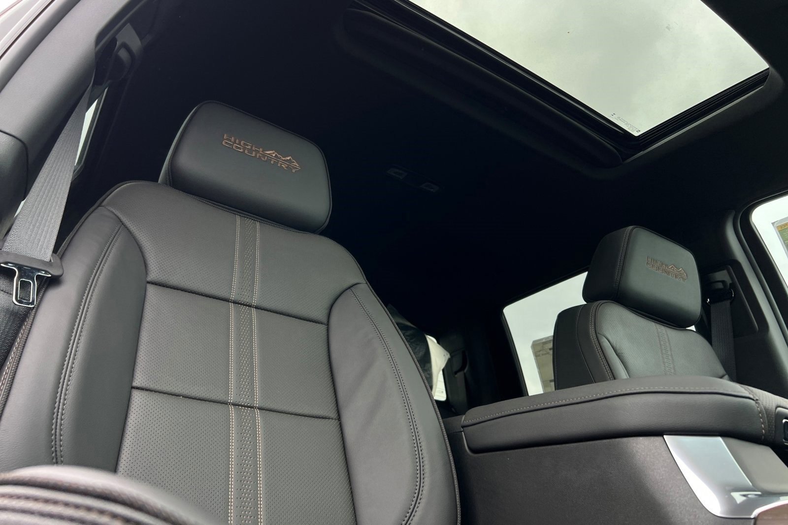 New 2025 Chevrolet Silverado 3500 High Country w/ Technology Package image 18