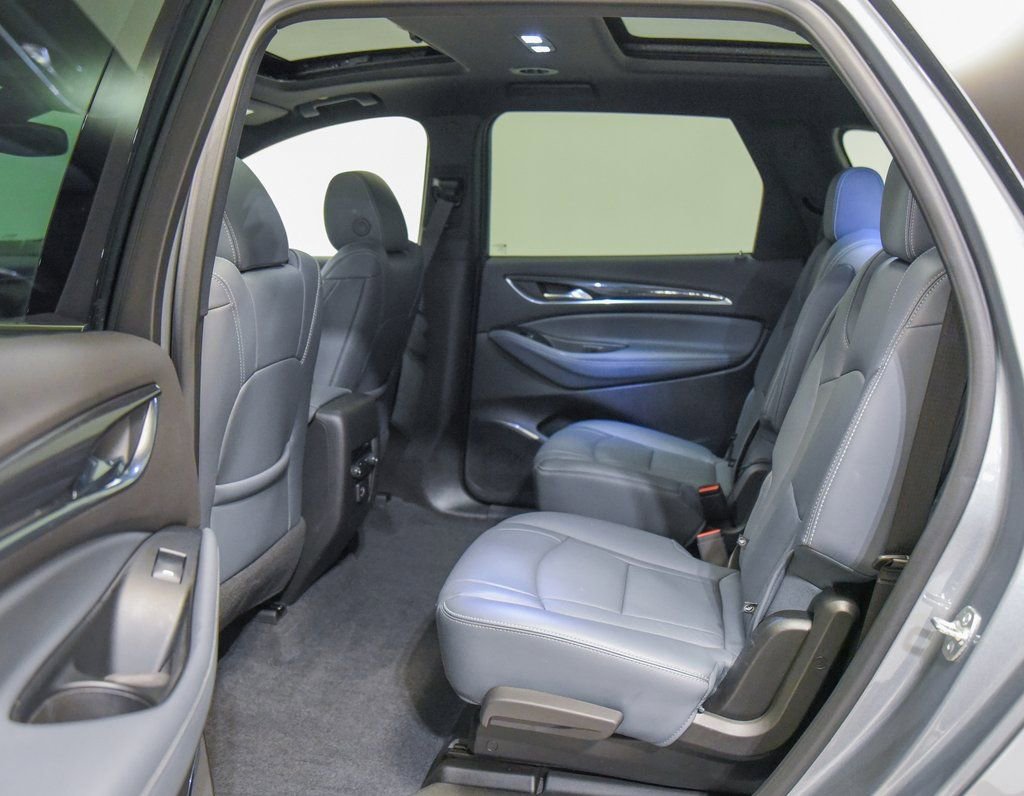 Used 2024 Buick Enclave Essence w/ Experience Buick Package image 4