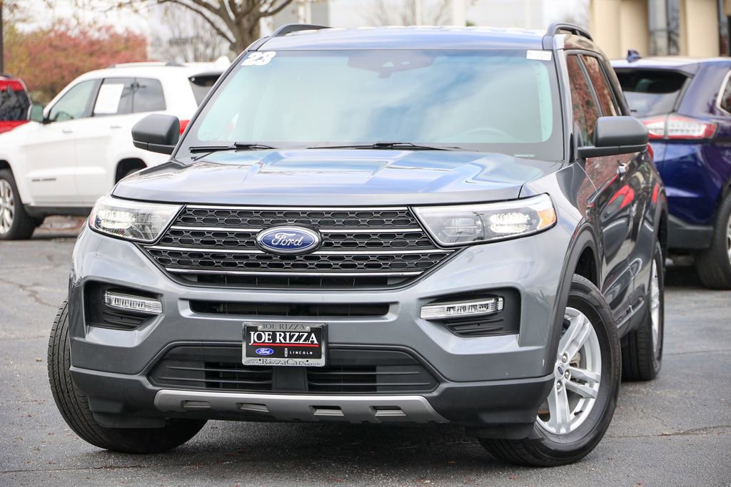 Certified 2023 Ford Explorer XLT w/ Equipment Group 202A AWD/4WD image 17