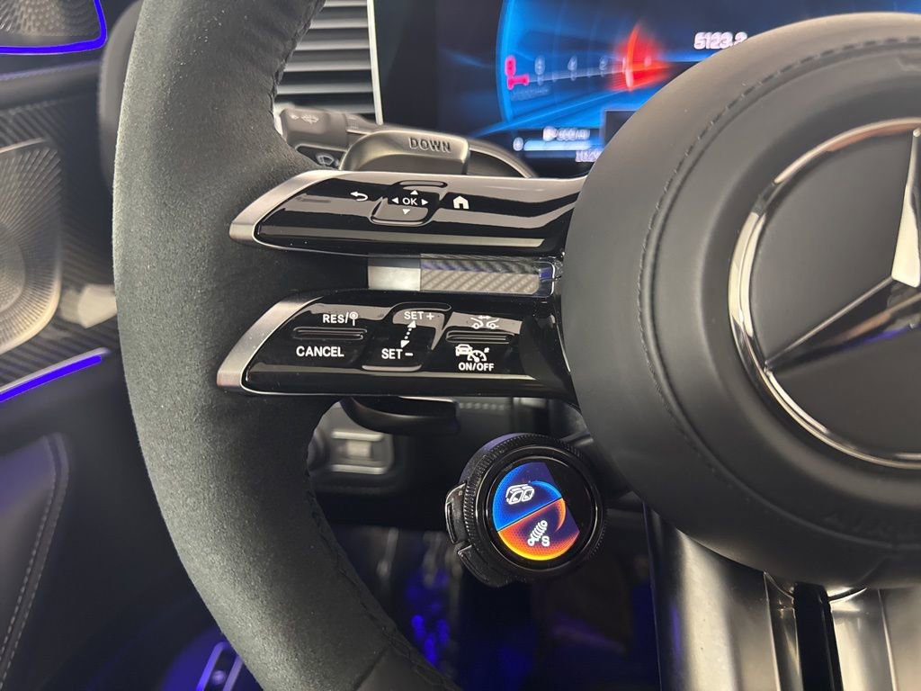 Certified 2025 Mercedes-Benz GLS 63 AMG 4MATIC image 32