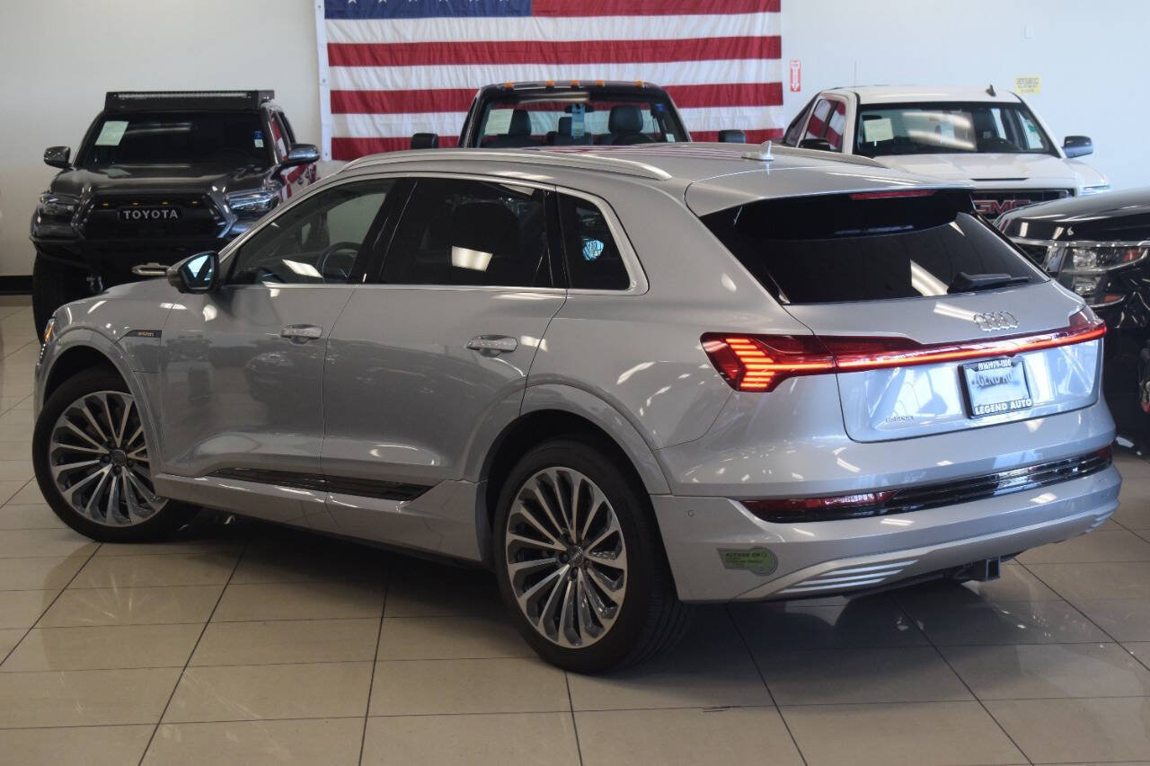 Used 2019 Audi e-tron Prestige w/ Prestige Package AWD/4WD image 22