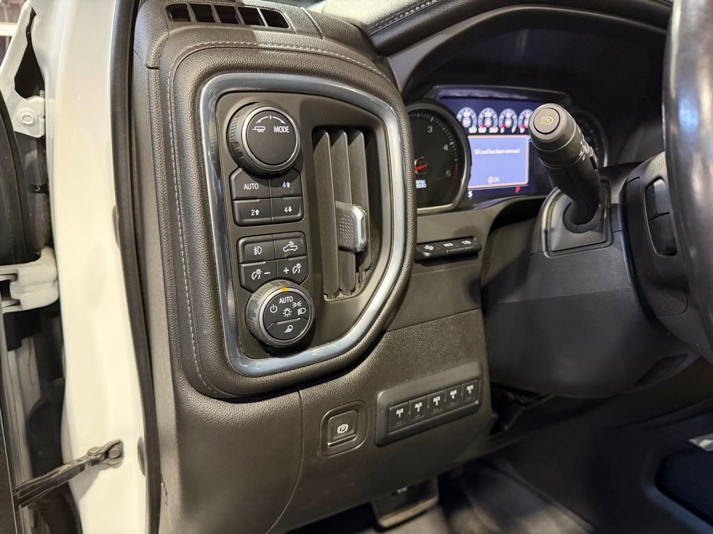 Used 2021 Chevrolet Silverado 2500 LTZ w/ LTZ Premium Package image 13