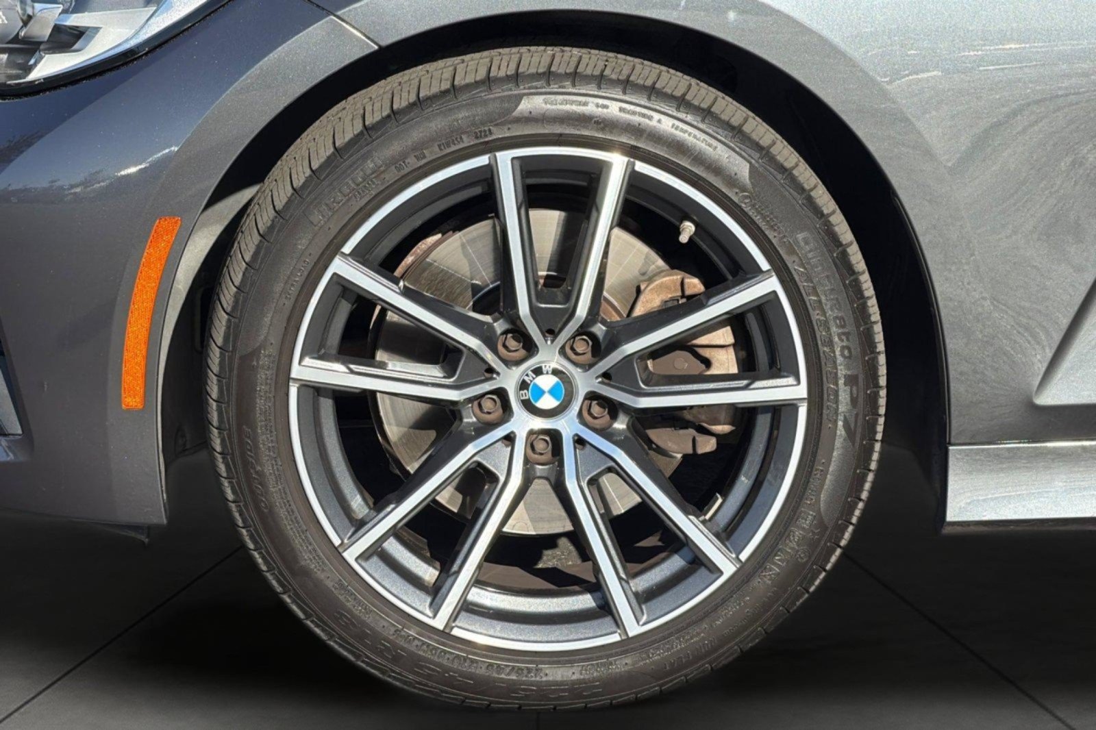 Used 2020 BMW 330i Sedan w/ Driving Assistance Package RWD image 25
