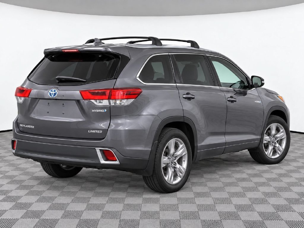 Used 2018 Toyota Highlander Limited AWD/4WD image 3