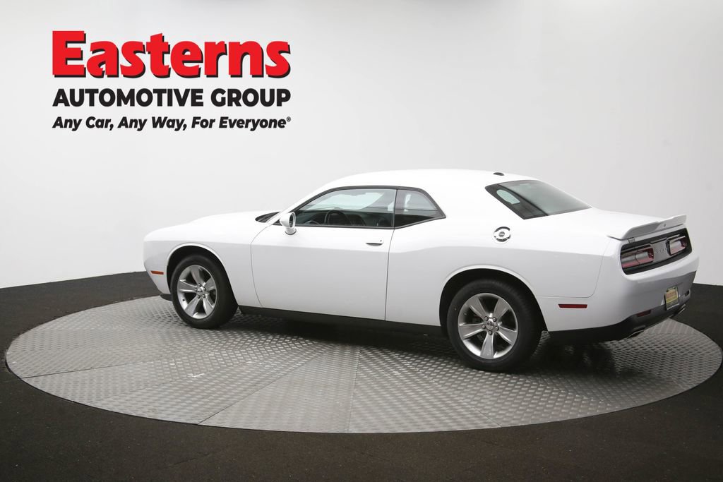 Used 2022 Dodge Challenger SXT image 60