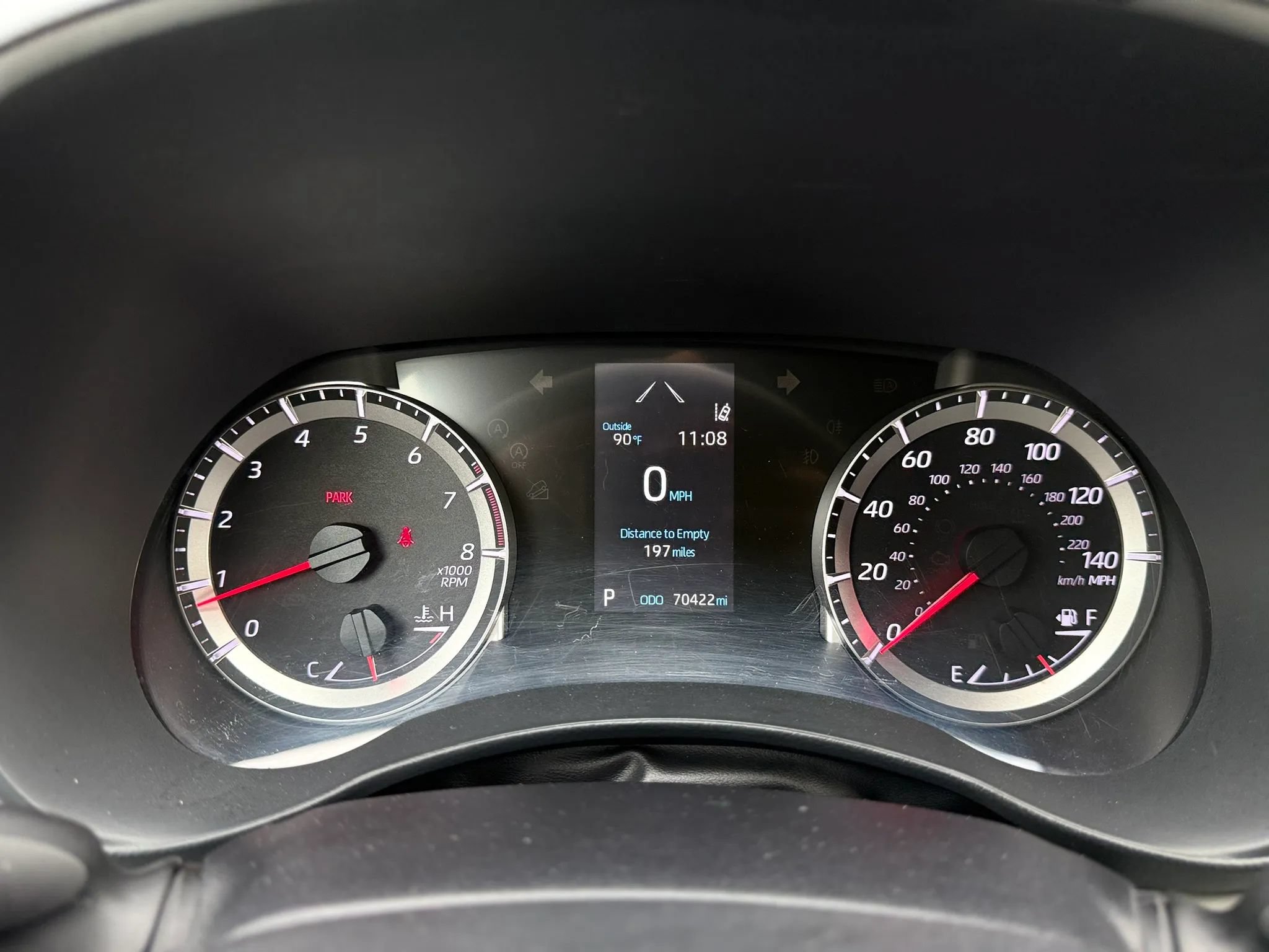 Used 2022 Toyota Highlander LE AWD/4WD image 32