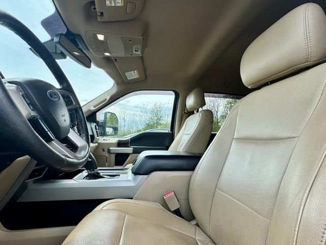 Used 2017 Ford F150 Lariat w/ Equipment Group 502A Luxury AWD/4WD image 11