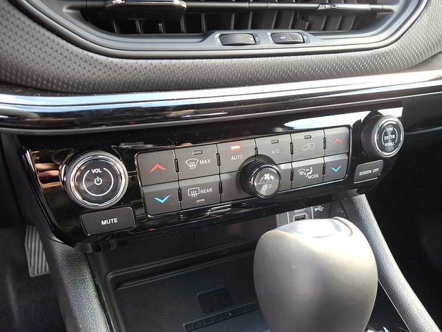 New 2026 Jeep Compass Latitude w/ Quick Order Package 29K image 17