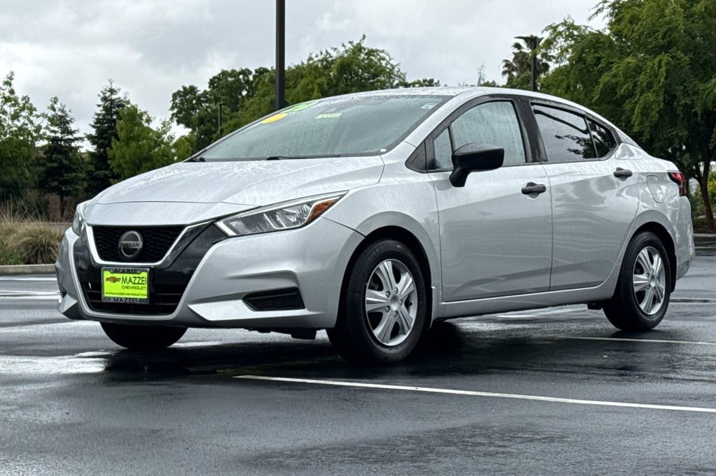 Used 2020 Nissan Versa S FWD image 16