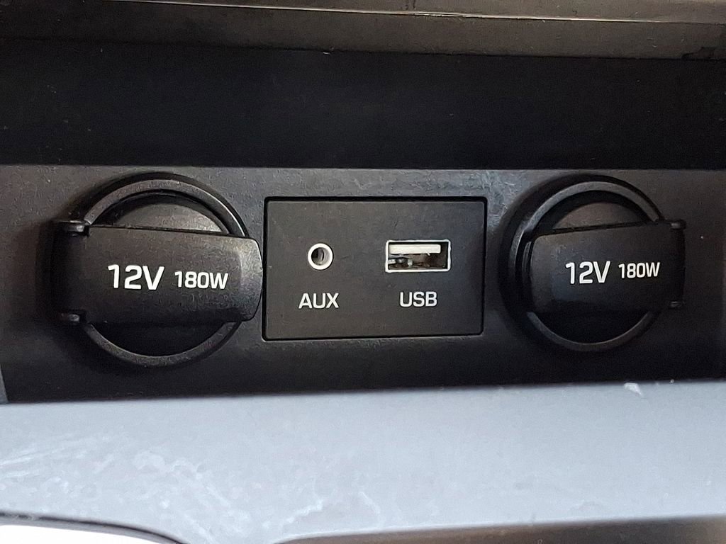 Used 2018 Hyundai Elantra SEL image 24