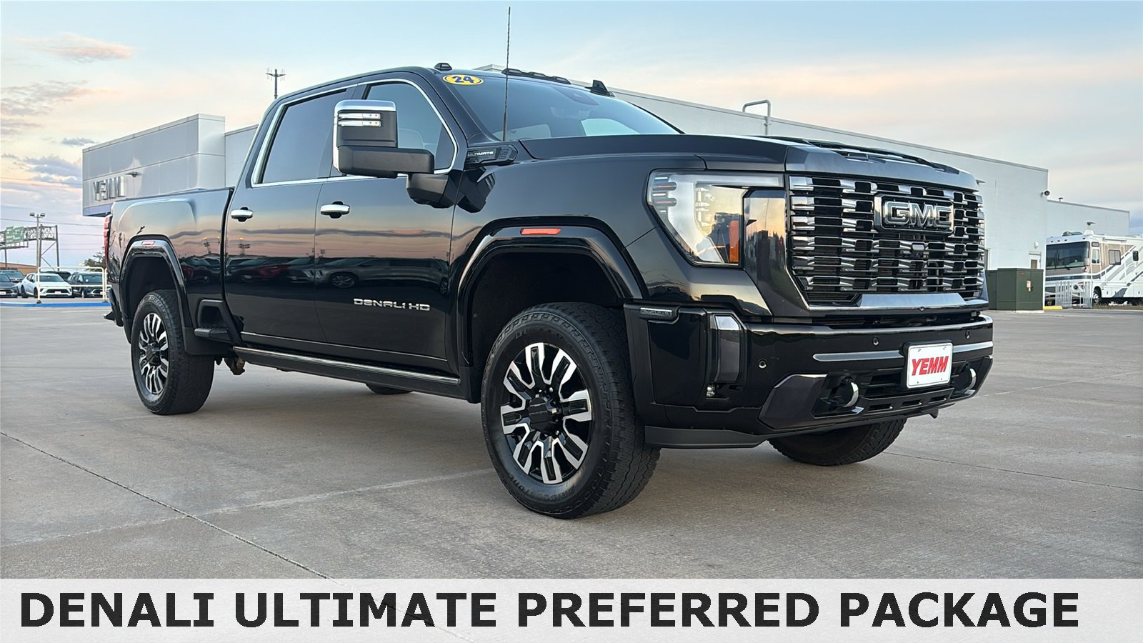 Used 2024 GMC Sierra 2500 Denali Ultimate image 2